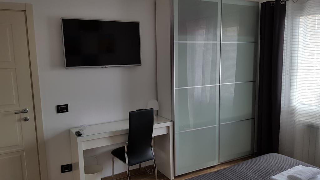 Luce Di Luna Luxury Suites Рим Экстерьер фото